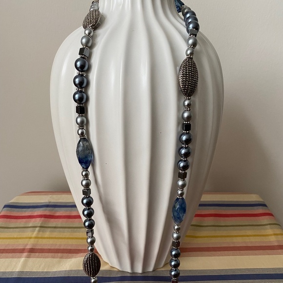 Hand Crafted 20” Long Necklace Perfect for Fall/Winter Outfits - Picture 8 of 9